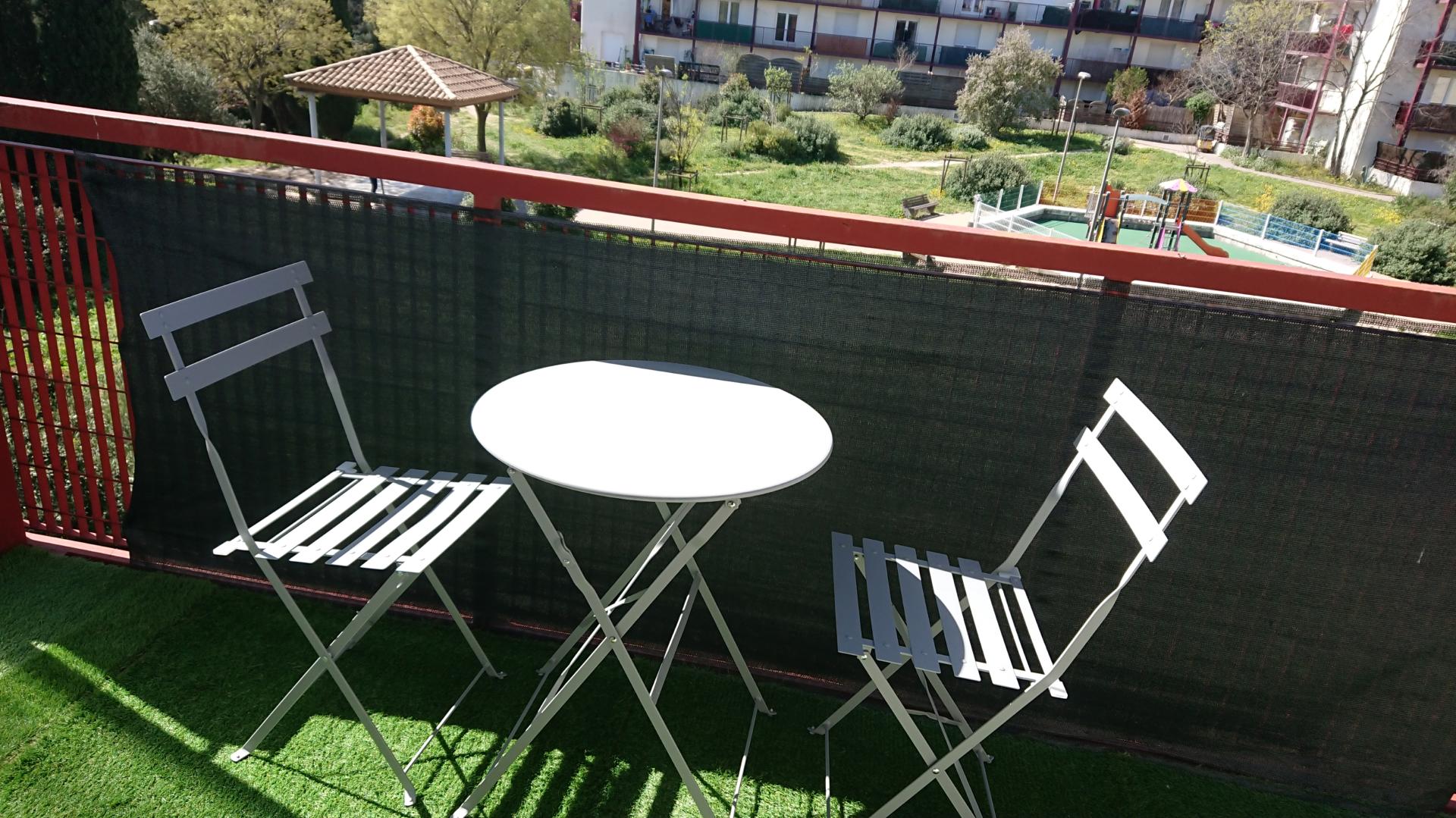 Le balcon
